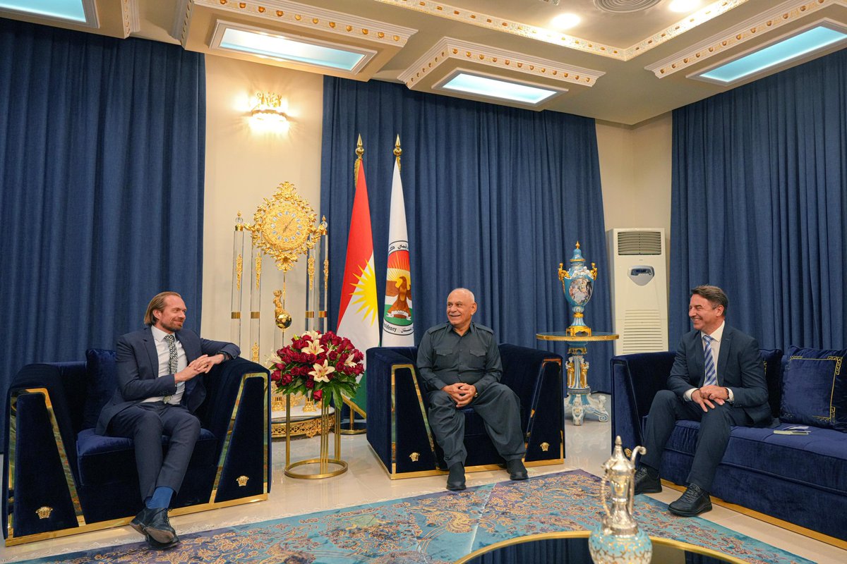 Sheikh Jaafar Sheikh Mustafa (@sheikhjaafarsh1) on Twitter photo Productive meeting with the British Consul General in Erbil, Mr. Andrew Bizley. We had a fruitful exchange on strengthening bilateral relations, economic cooperation, and regional stability. Grateful for the continued partnership and open dialogue. <a href="/KurdistanRegion/">Kurdistan Region Presidency</a> Productive meeting with the British Consul General in Erbil, Mr. Andrew Bizley. We had a fruitful exchange on strengthening bilateral relations, economic cooperation, and regional stability. Grateful for the continued partnership and open dialogue. <a href="/KurdistanRegion/">Kurdistan Region Presidency</a>