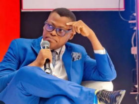 ParallelFacts's tweet image. Should We Push for All Presidential Candidates to Take Drug Tests? — Rufai’s Post Sparks Reactions parallelfactsnews.com/should-we-push…