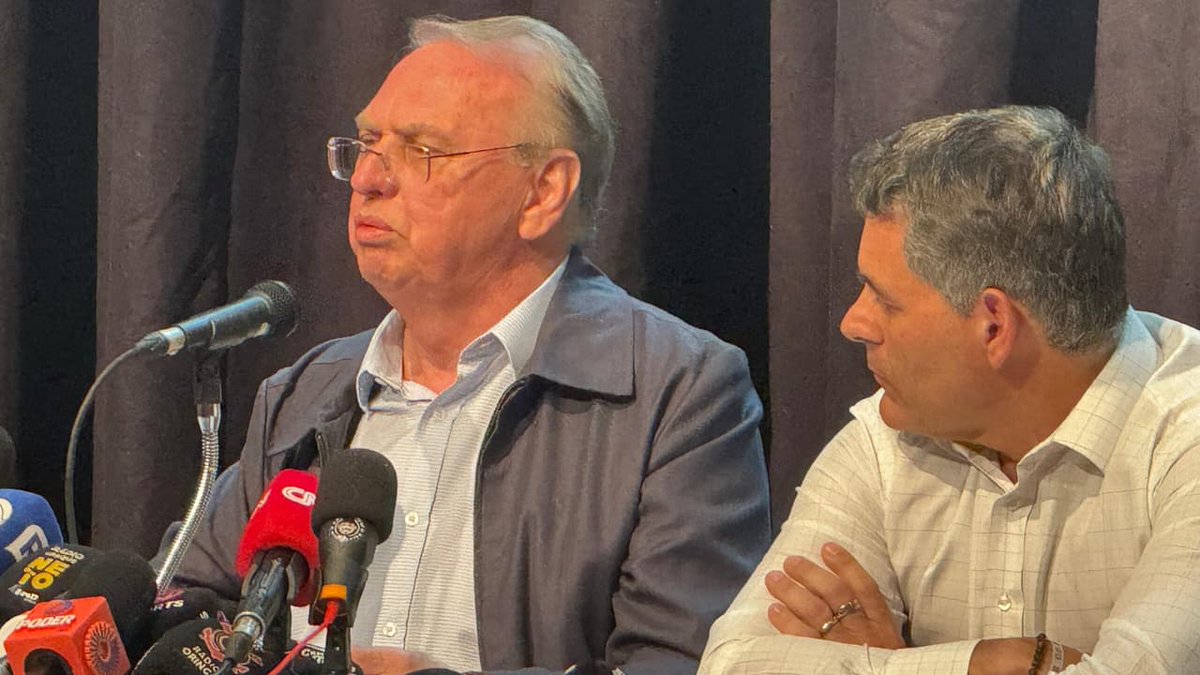 lance_timao's tweet photo. Presidente do Corinthians revela risco de exclusão do Profut; entenda https://t.co/OZpBx0h6Iu #Corinthians #Profut #OsmarStábile https://t.co/wvHHNgqiqv