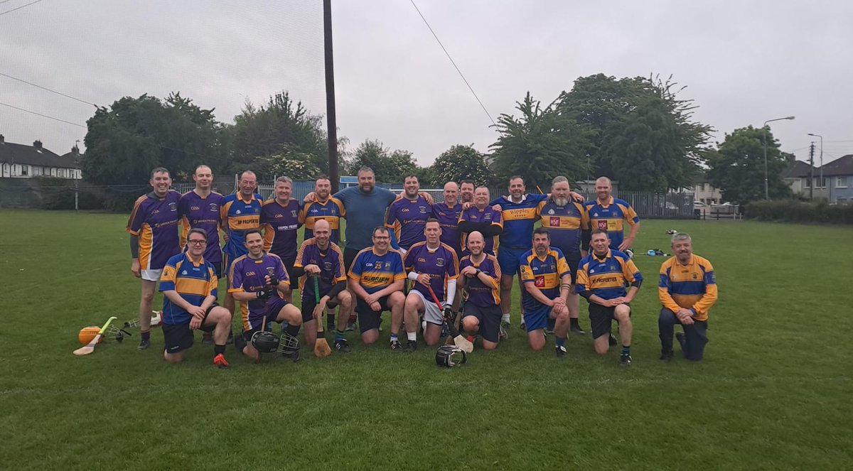 St James Gaels/An Caisleán (@stjamesgaels) on Twitter photo A Great nights Social hurling 🟡🔵
thanks to <a href="/KCrokesGAAClub/">Kilmacud Crokes GAA</a> for travelling over to play in wet conditions.
#healthygaels A Great nights Social hurling 🟡🔵
thanks to <a href="/KCrokesGAAClub/">Kilmacud Crokes GAA</a> for travelling over to play in wet conditions.
#healthygaels