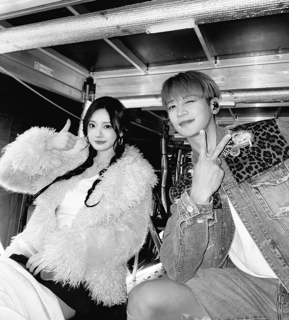 @𝘇𝘄𝗻𝗴𝘆𝗶𝗿𝗲𝗻 update on #hdcgram

now playing poet | artist by shinee ( + dreams come true by s.e.s )