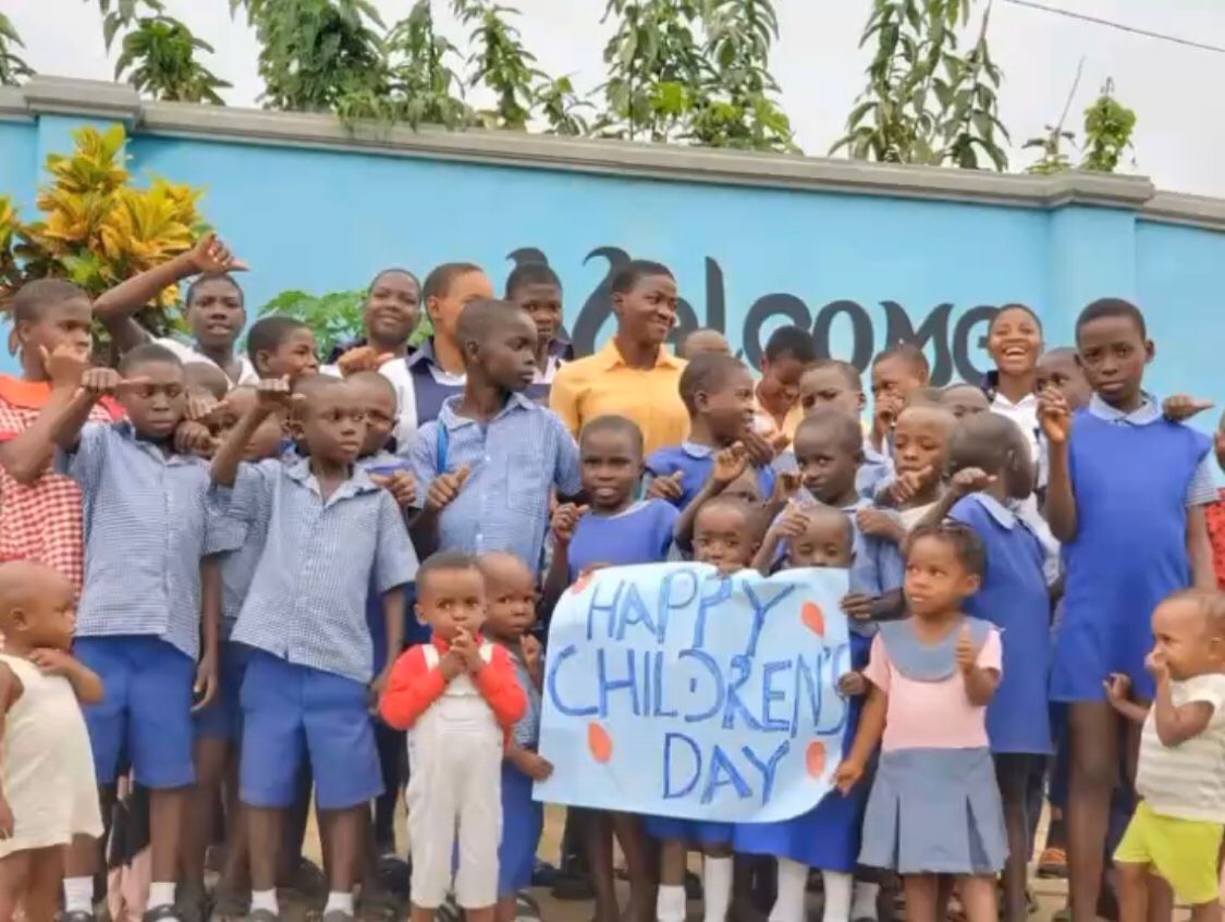 crarn's tweet photo. Happy Children's Day to the bright stars from CRARN Children Centre and all the vulnerable children lacking care, support and education across the country 🎉👧🏽 

May this special day be filled with joy, laughter, and unforgettable memories. We're so proud of your talents and https://t.co/LE6bXgNCGK