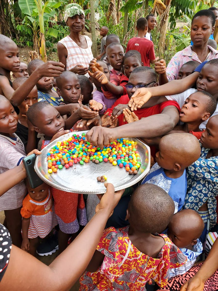 crarn's tweet photo. Happy Children's Day to the bright stars from CRARN Children Centre and all the vulnerable children lacking care, support and education across the country 🎉👧🏽 

May this special day be filled with joy, laughter, and unforgettable memories. We're so proud of your talents and https://t.co/LE6bXgNCGK