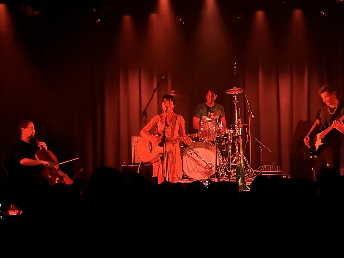 Throwing Muses, Electric Ballroom.
