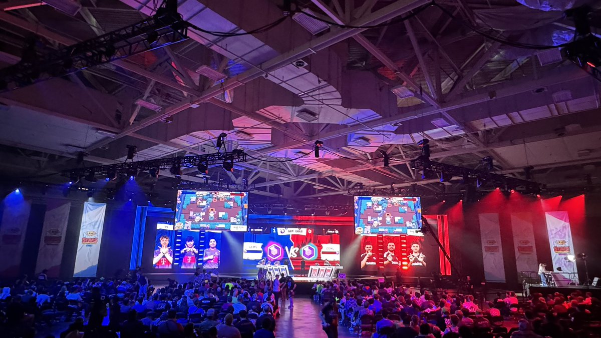 Arica Kress tweet media