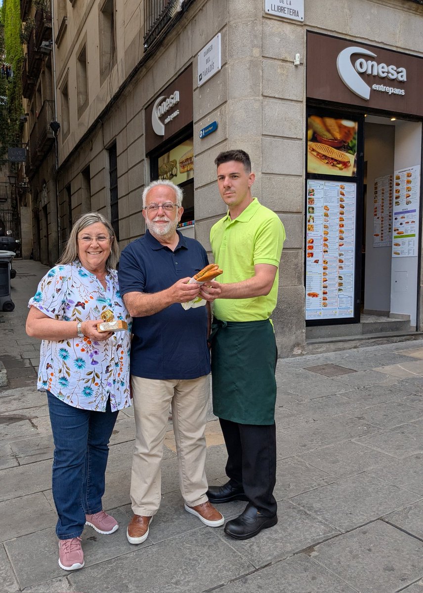 Barna Centre tweet media