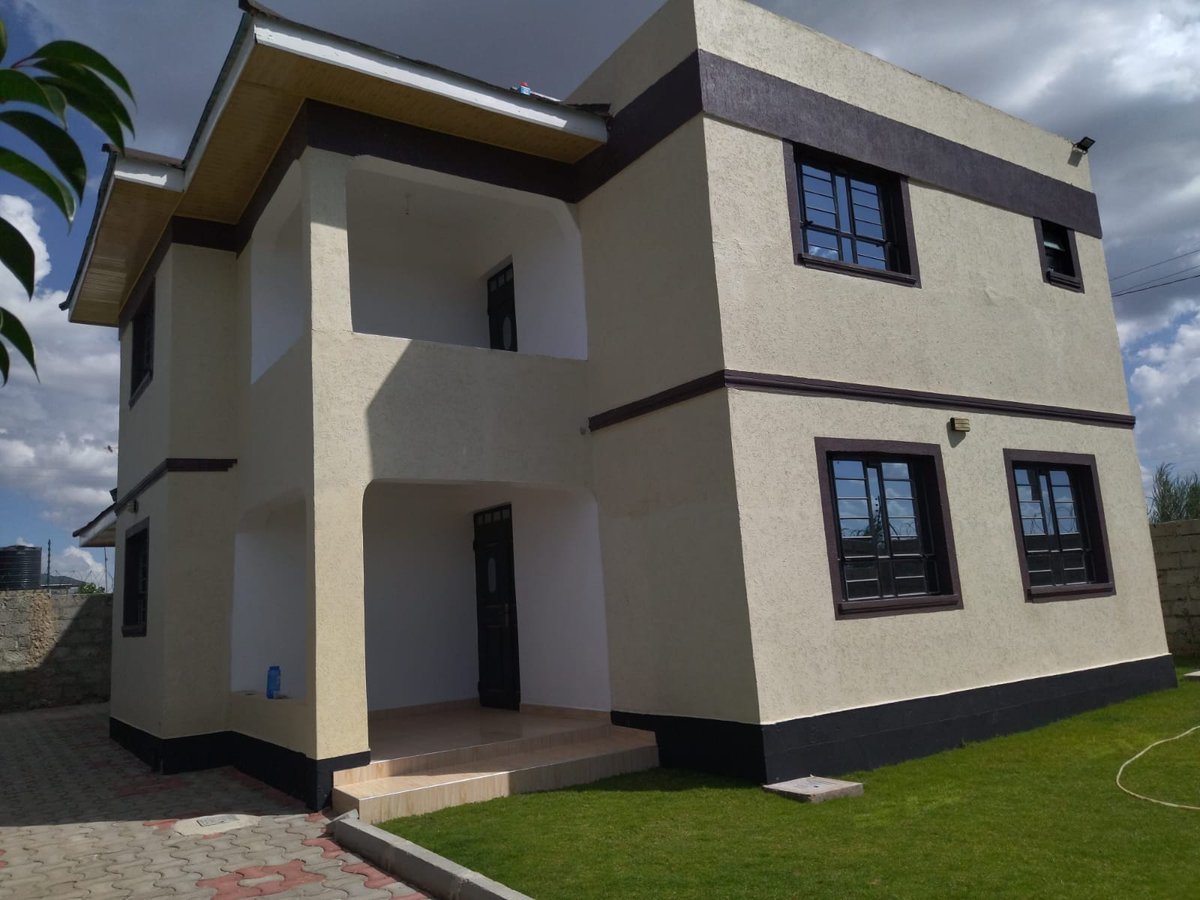 edugithae's tweet photo. @RamzZy_ I'll build your DREAM HOME on your parcel of land. #BuildDesign https://t.co/4FUU6Bs0Yf