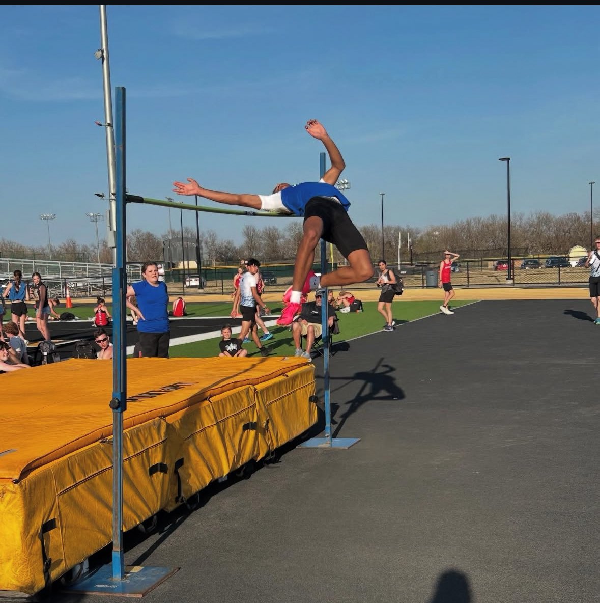State Qualifier:

Elijah Bergeson 

Men’s High Jump 
6’ 0 

State Event Time: 3:00pm Friday, May 30th