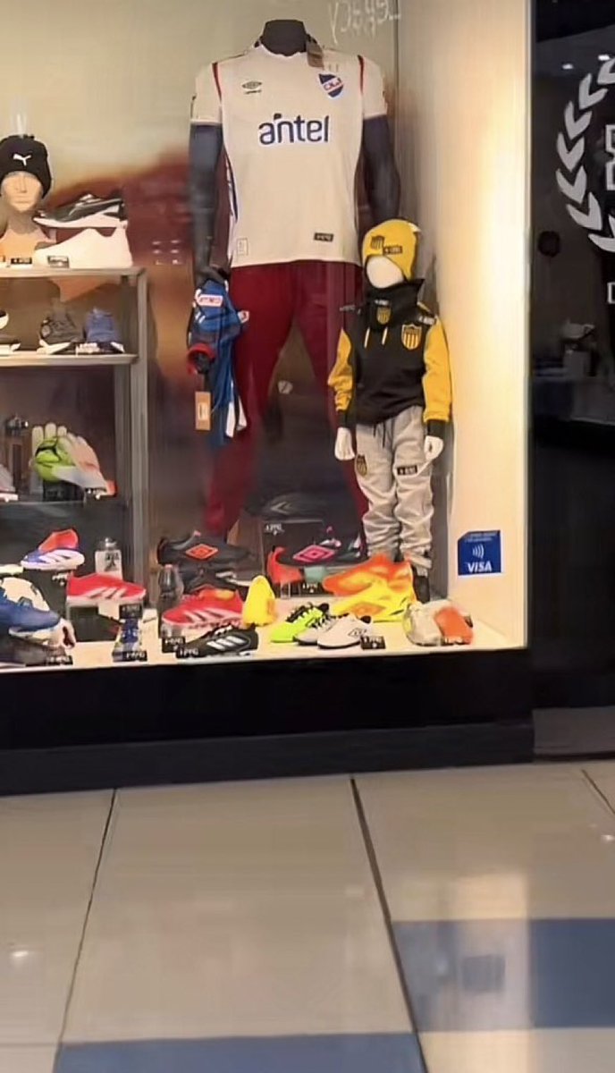 súbanle el sueldo a la persona que haya hecho esto