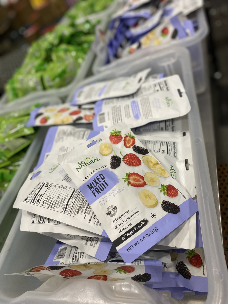 FeedMoreInc's tweet image. Our #WeekendBackPack Program provides children who don’t have enough to eat at home with nutritious, easy-to-prepare food, like these mixed fruit packs!

Because the last thing our young neighbors should have to worry about is their next meal. feedmore.org/childrens-prog…