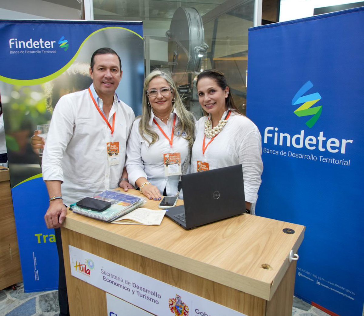 Desde Findeter acompañamos en Neiva la Primera Rueda Solidaria, donde anunciamos que las cooperativas podrán canalizar recursos no solo para vivienda, sino también para sectores estratégicos como turismo, educación y transporte. Seguimos fortaleciendo el acceso al crédito en las