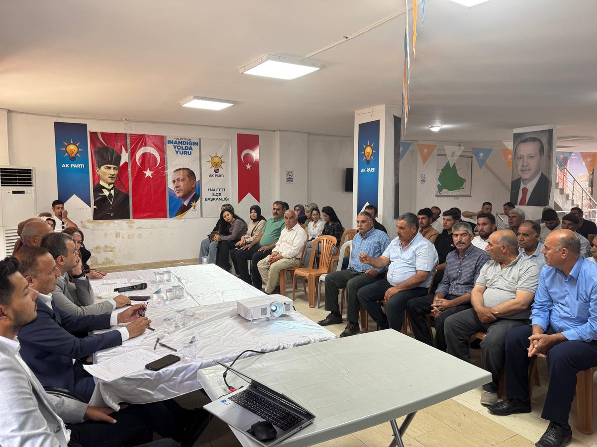 ibrahimhalilkus's tweet photo. AK Parti Halfeti İlçe Başkanlığı Danışma Toplantısı Gerçekleştirildi https://t.co/d8Imrb8A4m  @muslumyuksel63 @Akpartihalfeti1 @halfetikm @akpartihalfeti2 @HalfetiDevlet @akpartiurfa @milhamigunbegi @mimarhaliloncel @siyaseturfa63 @IfsaEmin @Akparti @RTErdogan @osmanyksl63 https://t.co/6HPTUH47ch