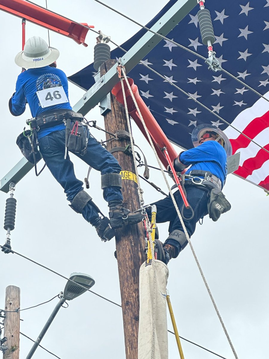 NTUAUtilities's tweet image. NTUA Lineman Rodeo Team Represents
The NTUA lineman team recently traveled to Los Angeles to take part in the Los Angeles Department of Water & Power Lineman’s Rodeo. We’d like to thank them for answering the invitation to participate and to proudly represent the Navajo Nation.