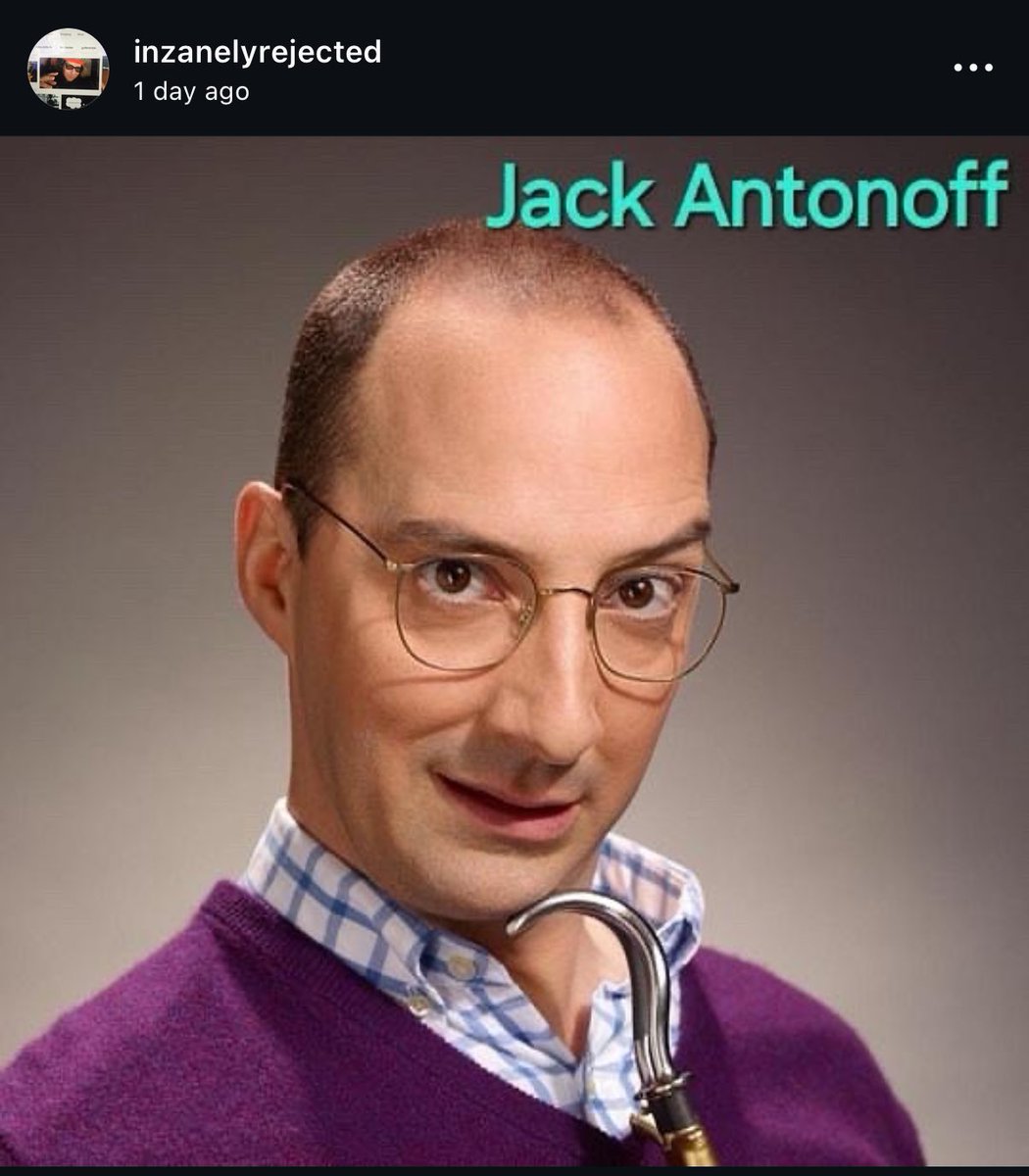 jack antonoff falling off stage every day (@antonoff_off) on Twitter photo 