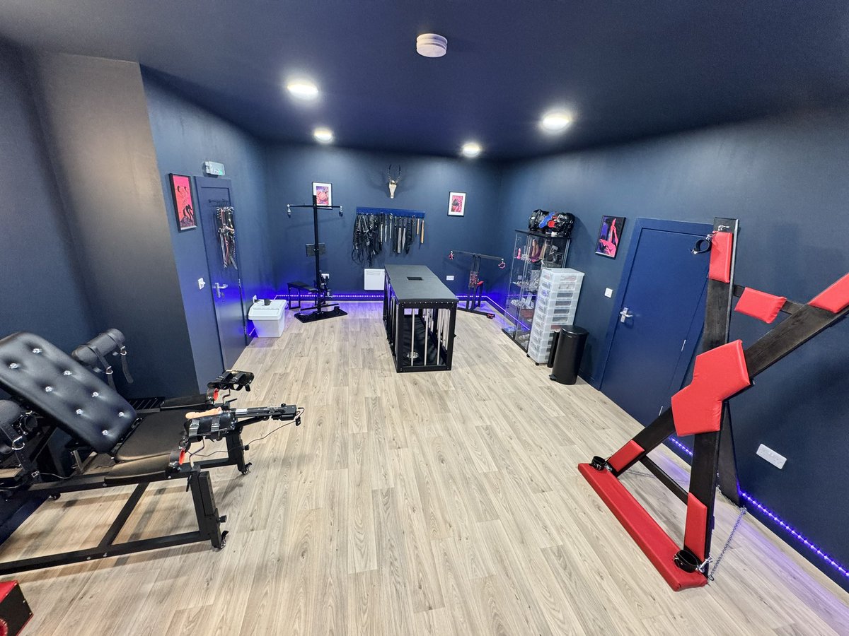Just one side of our space … can you see yourself here? 🤔🤔

Now taking bookings 
lanarkshiredungeon.as.me

#fetishstudio #playspace