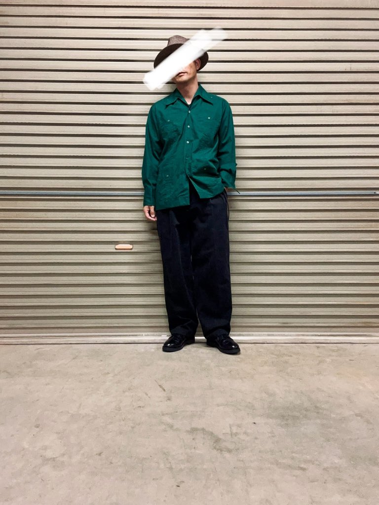 rk0423e30's tweet photo. キューバシャツ着た💚
あとヒール付きのポストマン📮
#オレカジ
#REDWING
#RW101 https://t.co/nRtiq1lMky