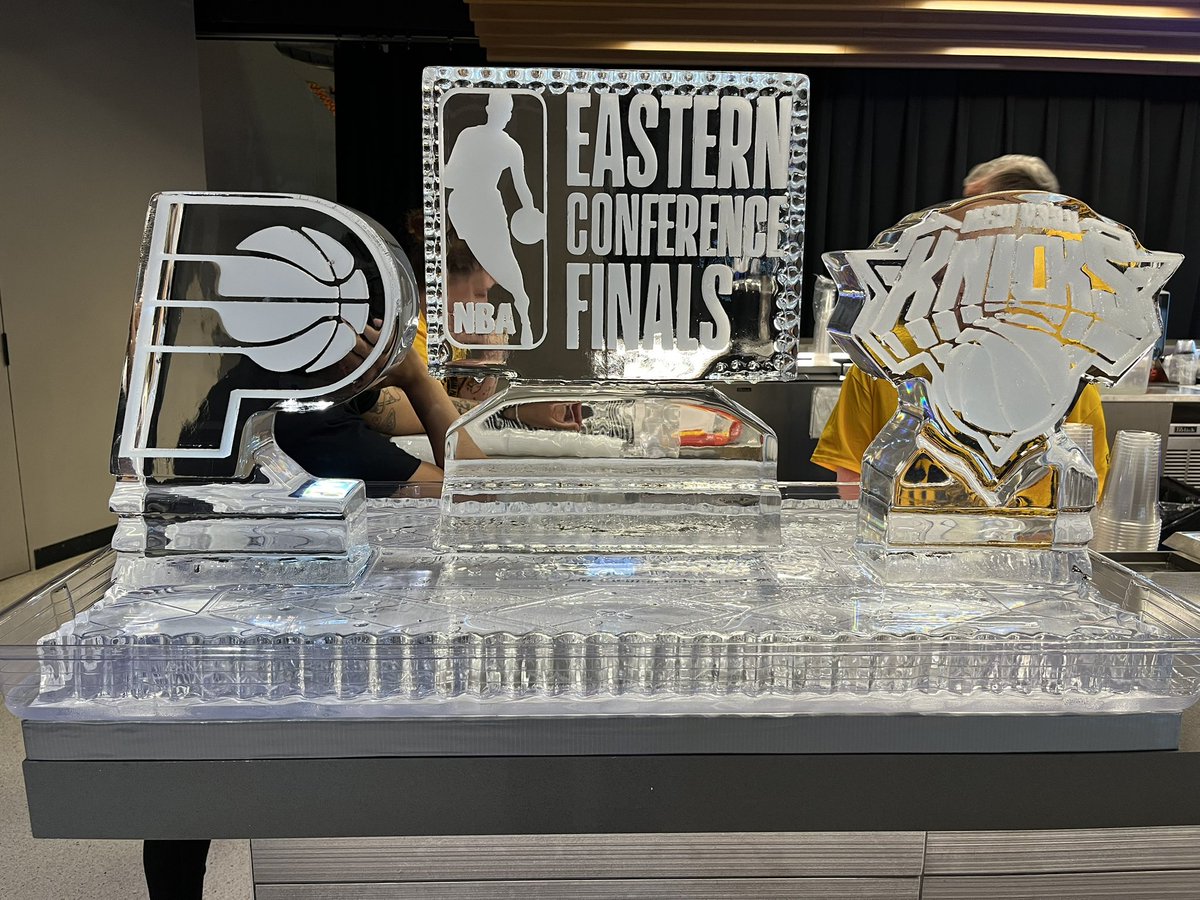 Pivotal Game 4 tonight at Gainbridge Fieldhouse.. The Pacers are looking to regain command with a 2-1 series lead.. Tip-off at 8 <a href="/WTHRcom/">WTHR.com</a> #NBAPlayoffs #YesCers