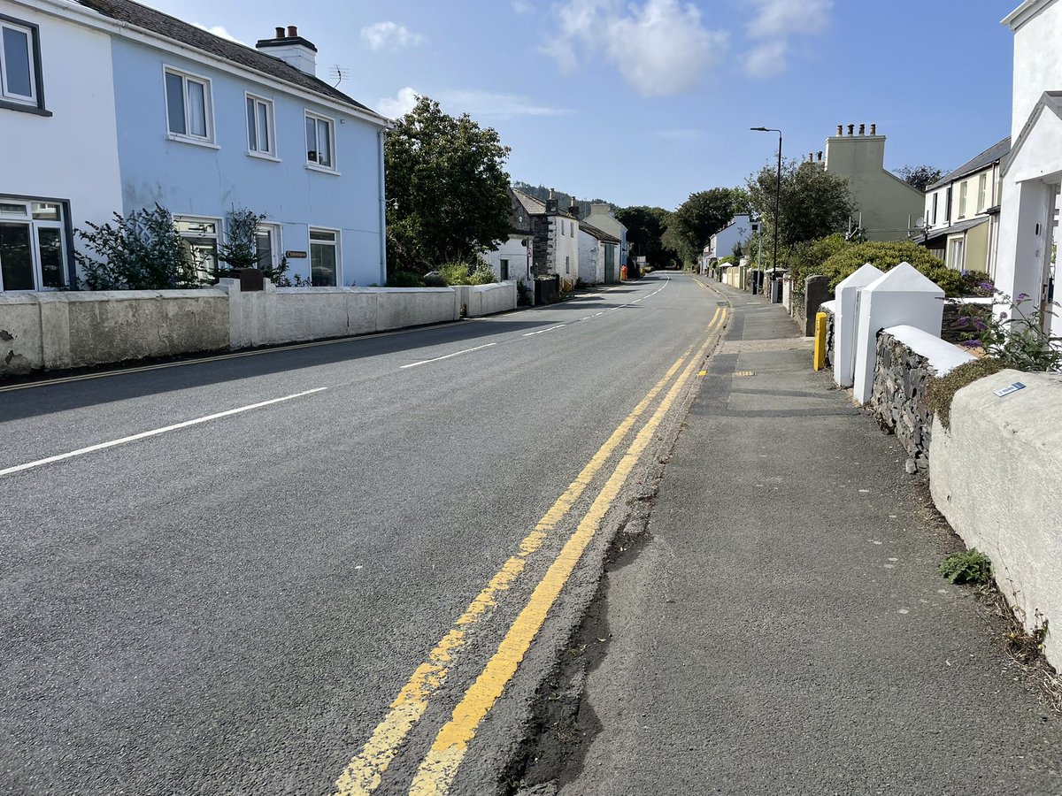 wil88_lee's tweet image. Looks like where I was marshalling last year for the Manx Grand Prix #Sulby