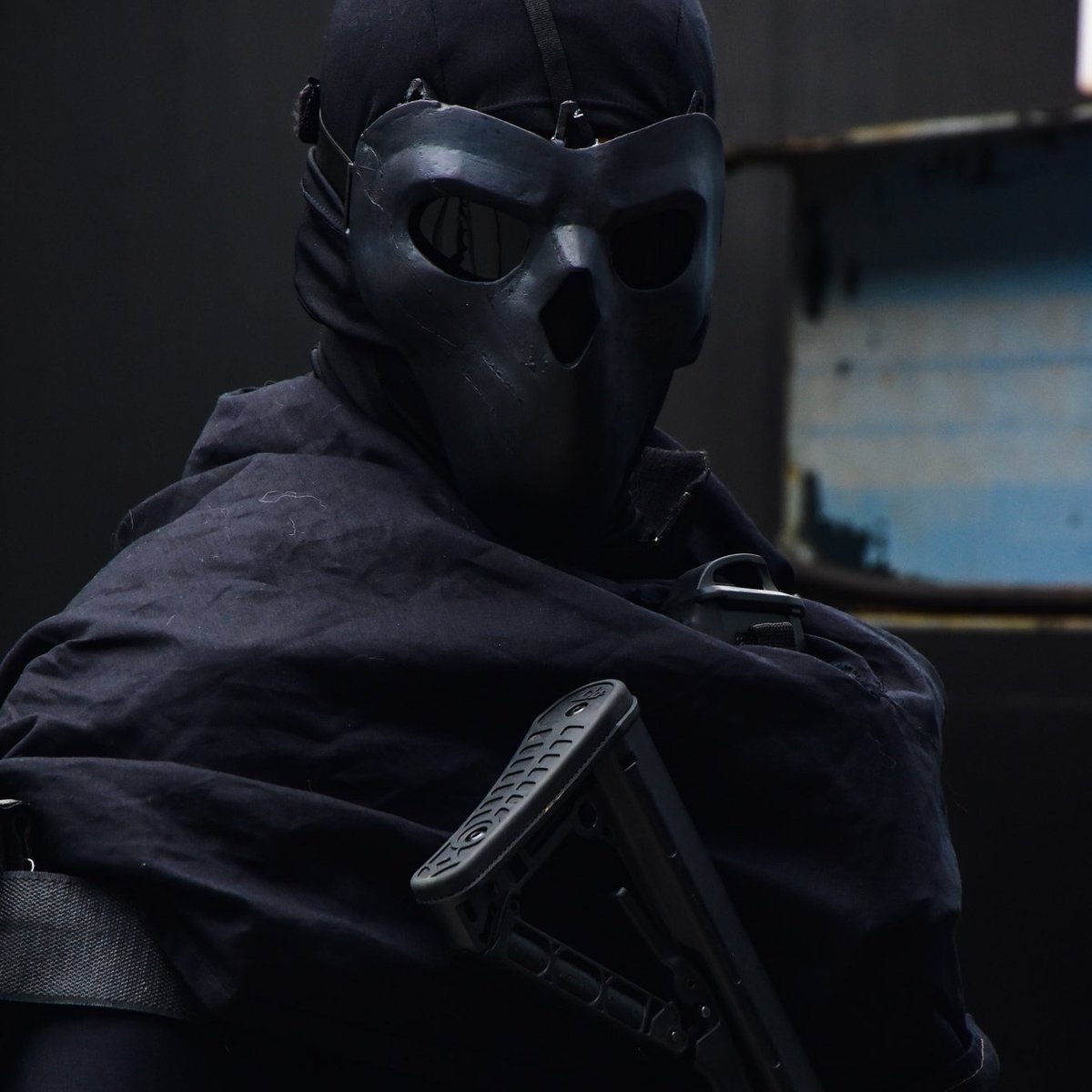 No one will stop us now. They are late
👤 Gerald "Deimos" Morris 
[<a href="/UbisoftBrasil/">Ubisoft Brasil 🇧🇷</a> <a href="/R6esportsBR/">R6 Esports Brasil 🇧🇷</a>]
#R6Community #cosplay #RainbowSixSiege