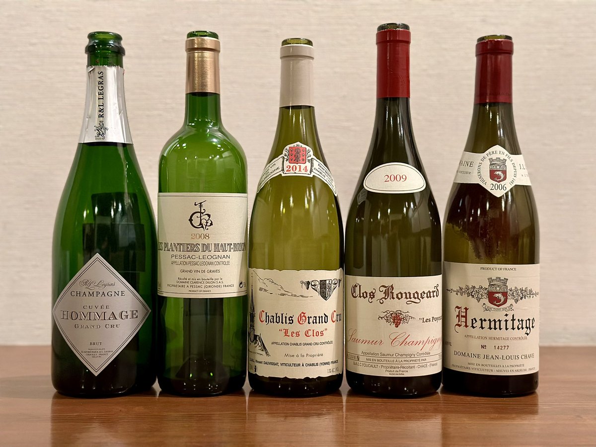 PON_no_wine's tweet image. 新橋 ピアット・デル・ベオーネ
閉店前の駆け込みワイン会🍷

主催者さんが厳選してくれた豪華なワインの数々。
そして、それらのワインに寄り添うように供された料理も素晴らしく、まさに至福のひとときでした。

このお店が無くなってしまうのは惜しいですが、再開を期待して待ちます！