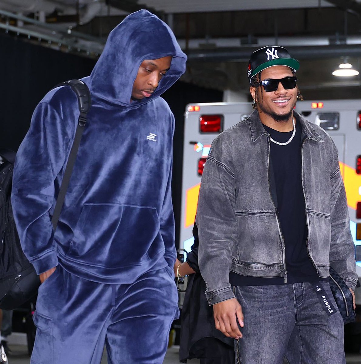 OG Anunoby &amp; Deuce McBride arrive Game 4