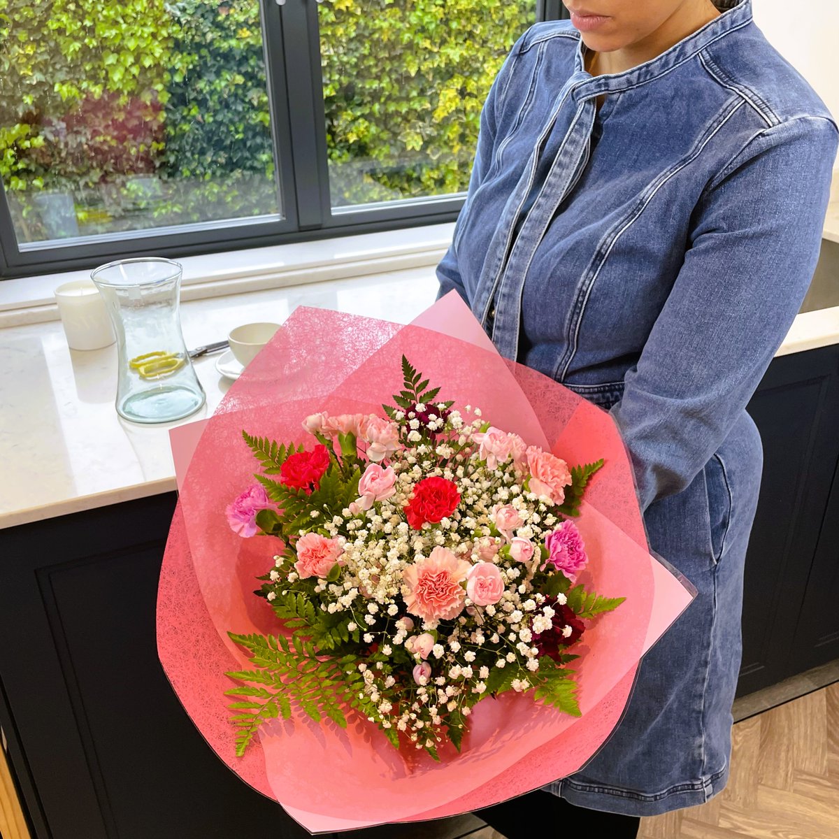 Homelandflorist's tweet photo. Flowers > texts.
Send love that actually arrives 🌸
Free next day delivery across the UK.
#SendLove #FlowerDelivery https://t.co/PumwQhZvtU