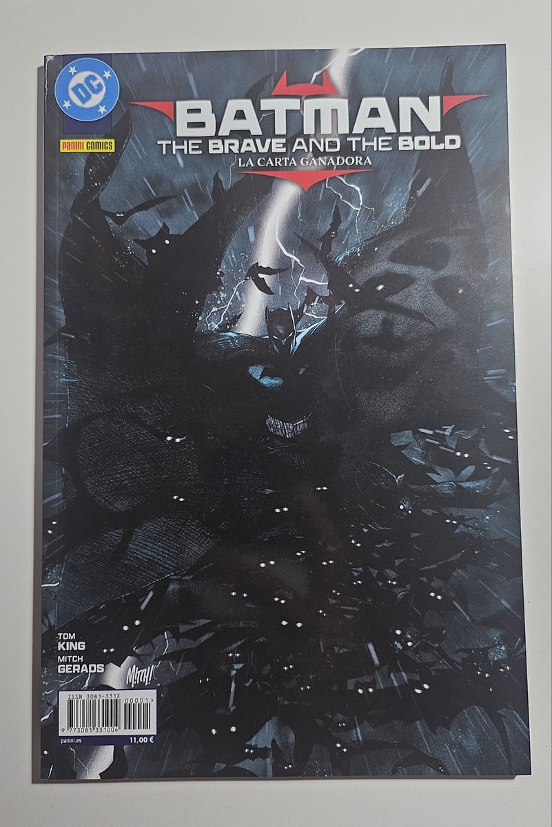 ComicSpain's tweet image. Breve Reseña:
"Batman: La Carta Ganadora"
Remake del primer enfrentamiento Joker/Batman, la forma de contarlo me parece hasta confusa.
Dibujo realista y preciosista pero muy "estatico" prefiero trazo tradicional
Guión 7/10
Dibujo 7.8/10
Edición/Calidad/Precio 8/10
Nota Final: 7.6