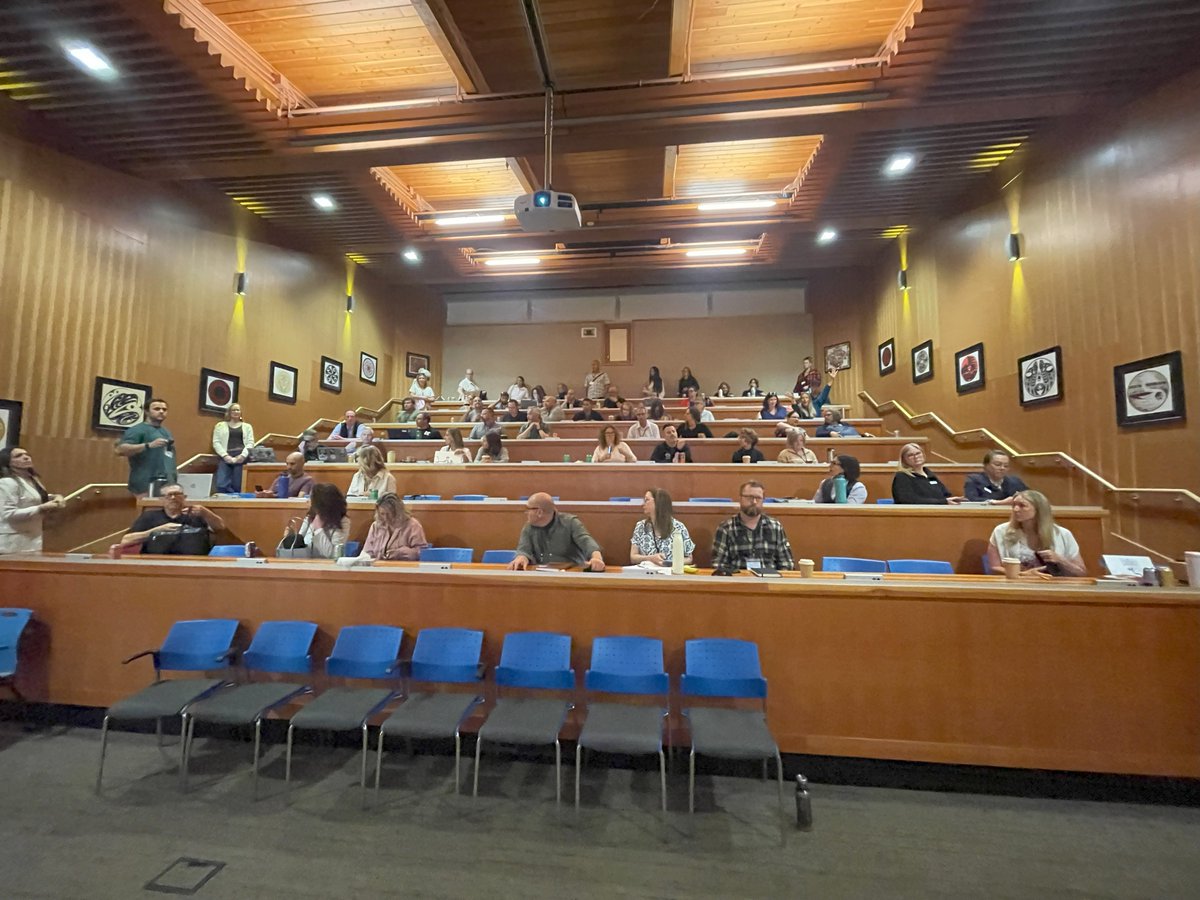 COFI_INFO's tweet image. 🌲 Inspiring the Next Generation of Forestry Leaders 🌲
In May, COFI’s Forest Education Program reached over 5,300 students and educators across BC through career awareness events, mill tours, interactive trades expos, wildfire preparedness days, and hands-on simulator…