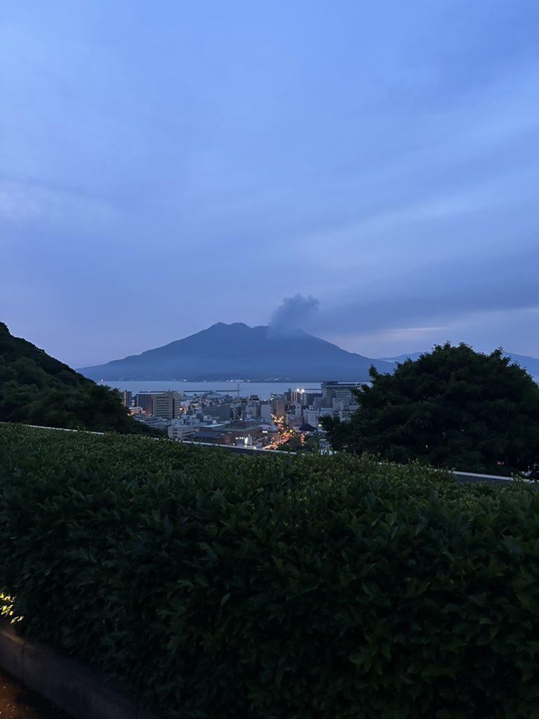 Jet lag having you awake at 4AM comes with pros <a href="/IPEGSurgery/">IPEG</a> #IPEG2025