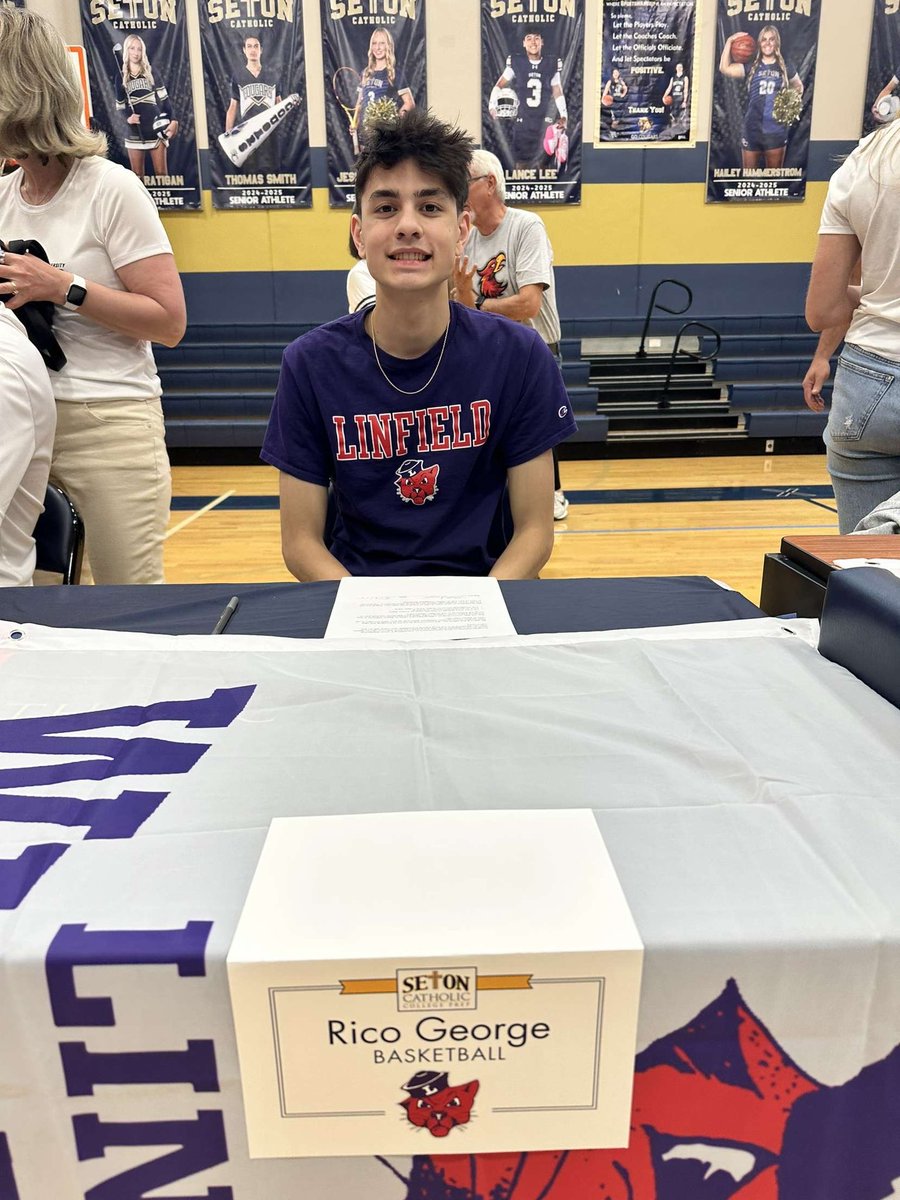 cougshoops's tweet photo. Congrats to @RicoGeorge11 for signing this morning to play for @linfieldsports 

We are so proud of you and thank you for the last 4 years. https://t.co/znvqo4AjtJ