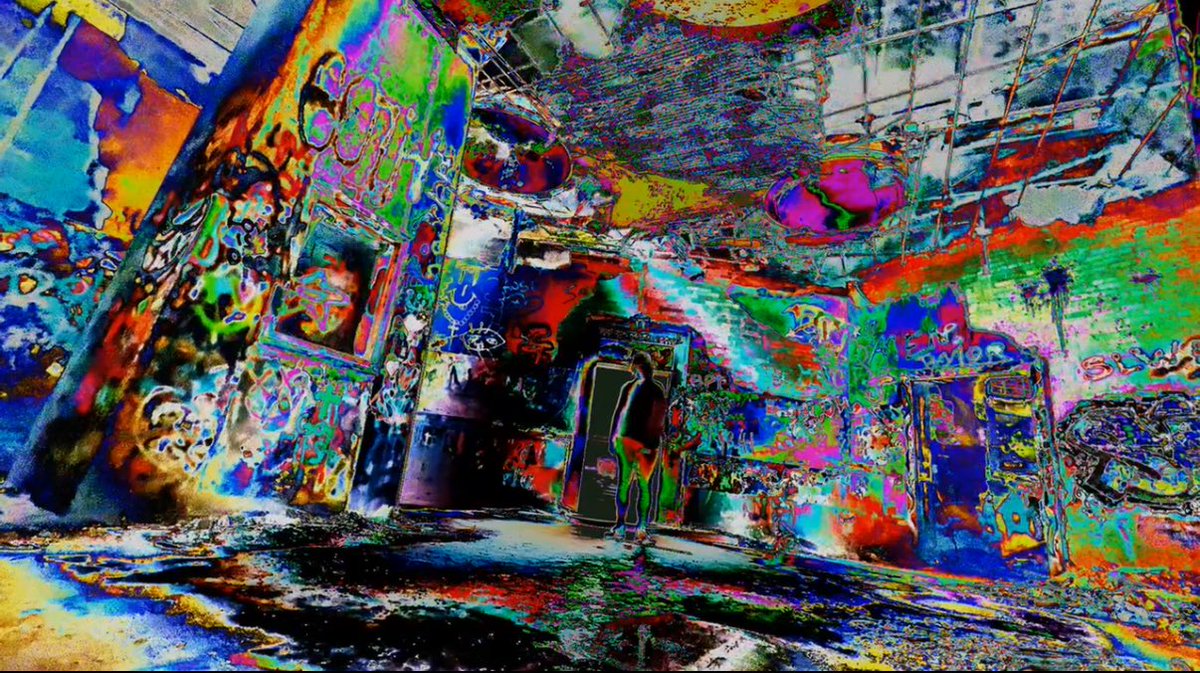 residentdillon's tweet image. That’s a wrap on DEEP-EYED 👁️
Can’t express enough love for my friends who made this dream come true, one I’ve been holding for 5 years; they’re all incredible, and the best I can do is express that through image ♥️
Releasing later this year!