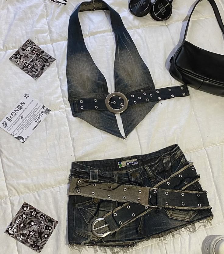 ⭒ (@brellafashion) on Twitter photo 