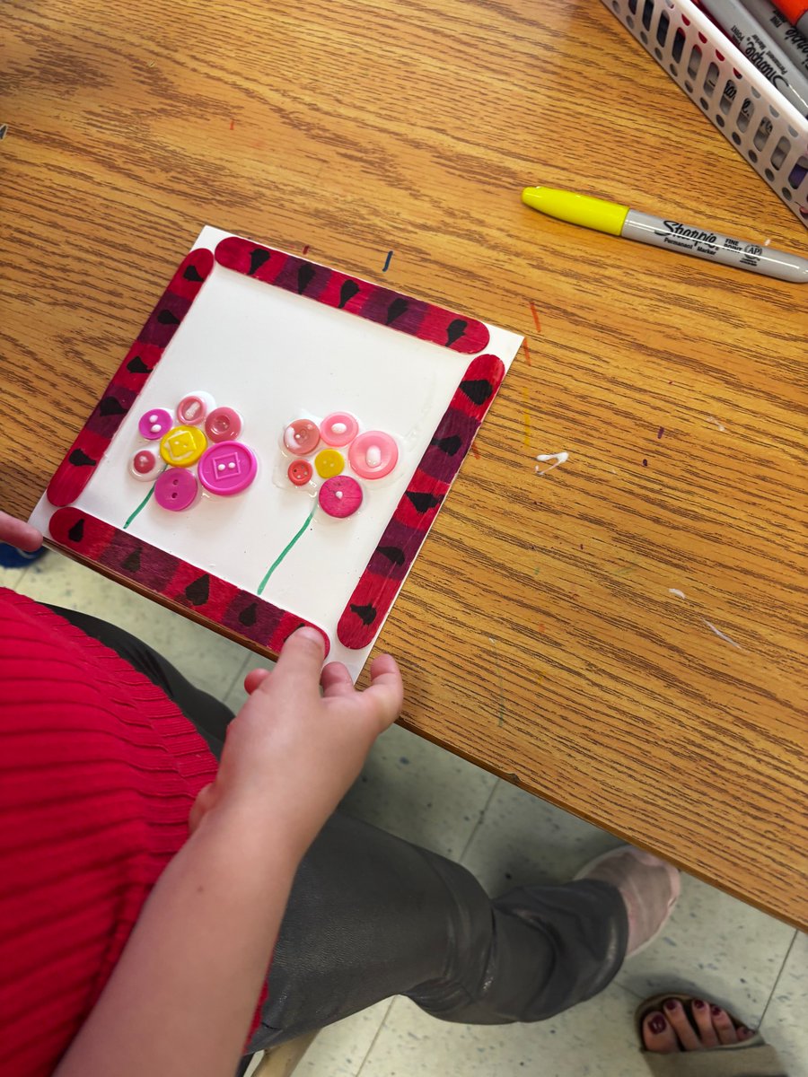 Sara Kussner tweet media