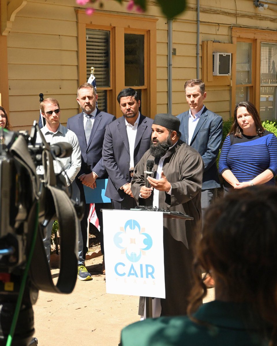 Council Member Zo Qadri, District 9 (@cmzoqadri) on Twitter photo Today, I stood with County leaders and allies at Nueces Mosque to reject the recent islamophobia and vandalism.
This is where I once found peace as a student. It’s where so many find belonging now.
In Austin, your faith should never make you a target.
📸: <a href="/MikeSiegelD7/">Council Member Mike Siegel, District 7</a> Today, I stood with County leaders and allies at Nueces Mosque to reject the recent islamophobia and vandalism.
This is where I once found peace as a student. It’s where so many find belonging now.
In Austin, your faith should never make you a target.
📸: <a href="/MikeSiegelD7/">Council Member Mike Siegel, District 7</a>