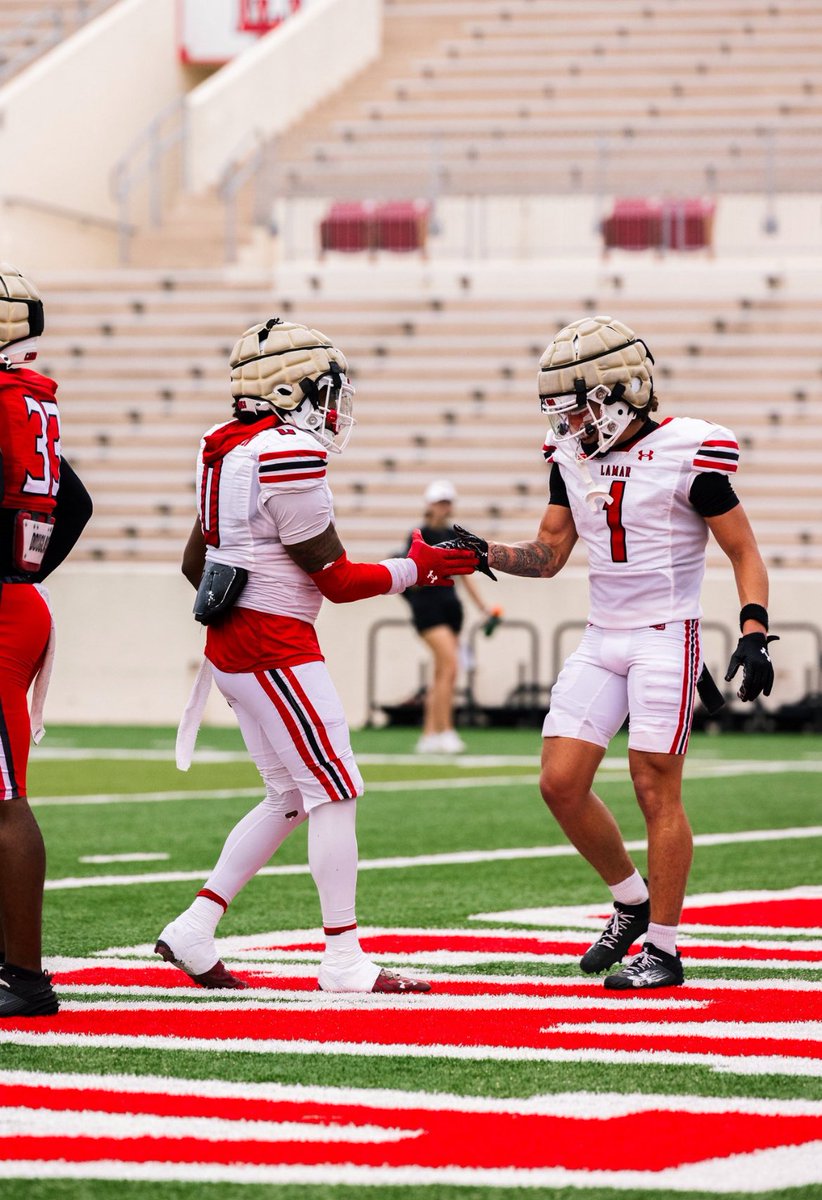 Jiwaun “headtap ” brock (@jiwaun14) on Twitter photo After an call from <a href="/coachcordova/">Wayne Cordova</a> I’m thankful to have received another d1 offer from Lamar university
<a href="/samspiegs/">Sam Spiegelman</a> <a href="/JeritRoser/">Jerit Roser</a> <a href="/TomLoy247/">Tom Loy</a> <a href="/adamgorney/">Adam Gorney</a> <a href="/ScarboroughMike/">Mike Scarborough</a> <a href="/JGonzalesJr10/">Julio Gonzales Jr.</a> After an call from <a href="/coachcordova/">Wayne Cordova</a> I’m thankful to have received another d1 offer from Lamar university
<a href="/samspiegs/">Sam Spiegelman</a> <a href="/JeritRoser/">Jerit Roser</a> <a href="/TomLoy247/">Tom Loy</a> <a href="/adamgorney/">Adam Gorney</a> <a href="/ScarboroughMike/">Mike Scarborough</a> <a href="/JGonzalesJr10/">Julio Gonzales Jr.</a>