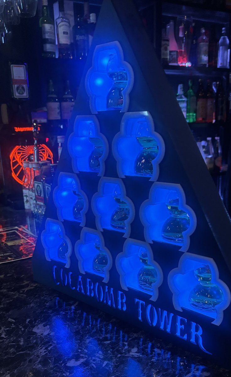 manaka__pso2's tweet image. 家にいても寂しくて1人で飲みに行きました。
一緒に飲んでくれる方いませんか