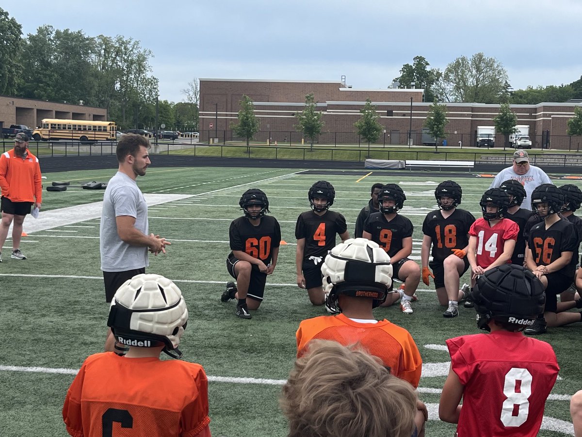 NO Eagles Coach B tweet media