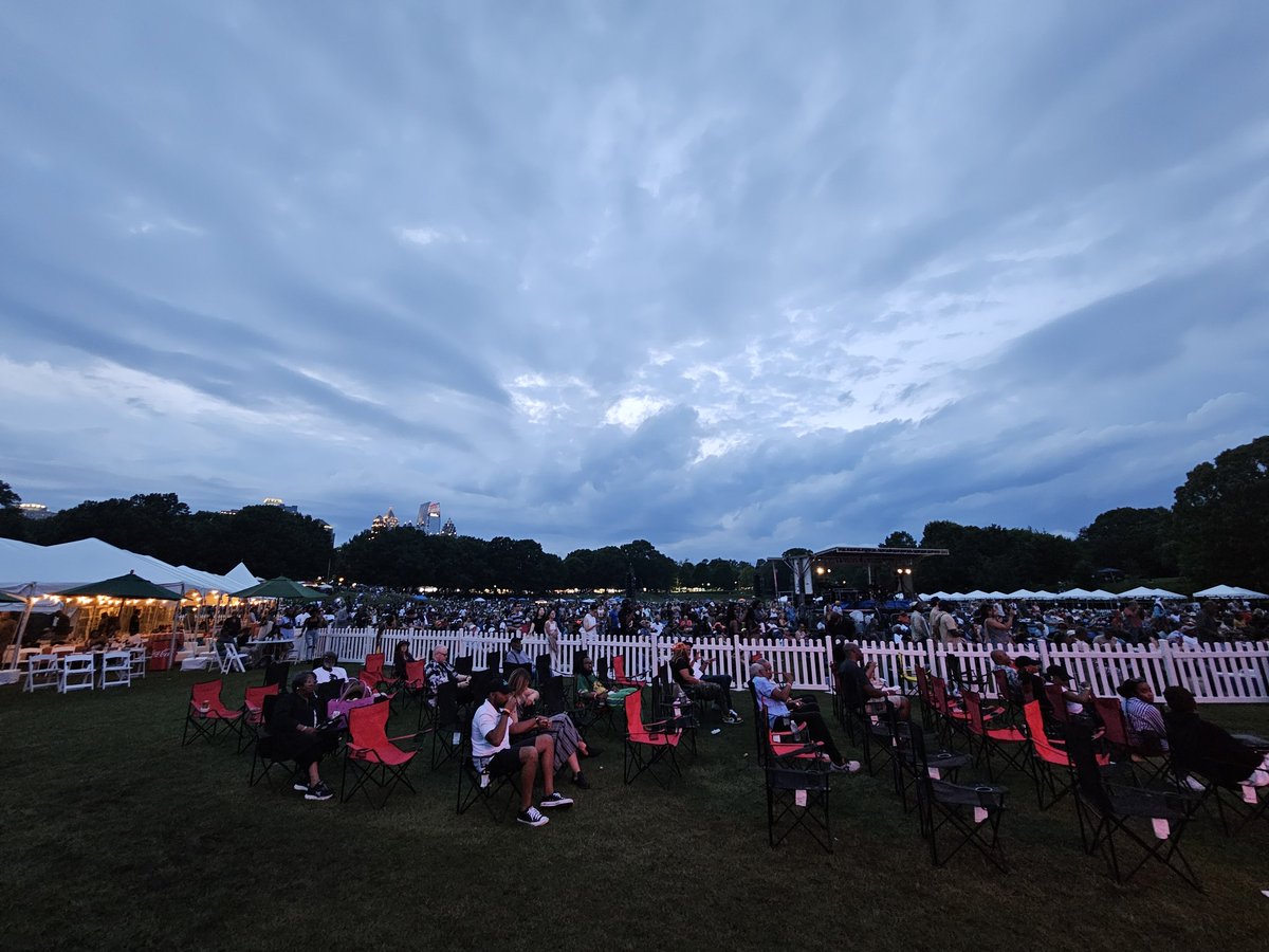 EventsMathes's tweet image. The @AtlantaJazzFest hosted an amazing festival the last three days!

Thank you for trusting the @EventsMathes to produce this amazing Lineup this year! 

See you next year same place, same time

#Jazz  #festival #music