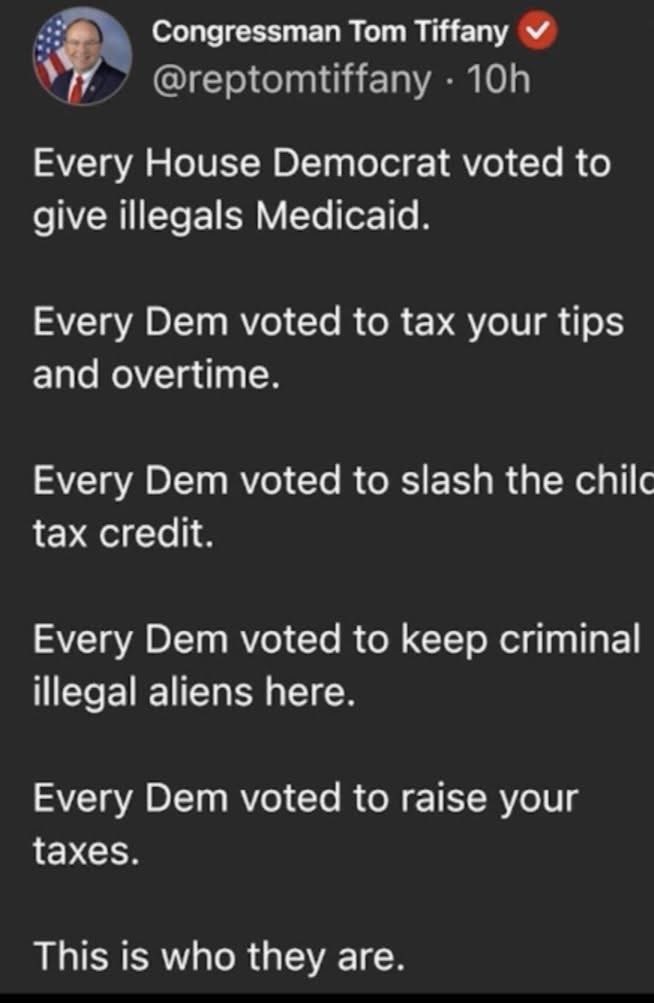 1Nicdar's tweet photo. This is the left. 👇🏼👇🏼 https://t.co/pdn0K3Dx8x
