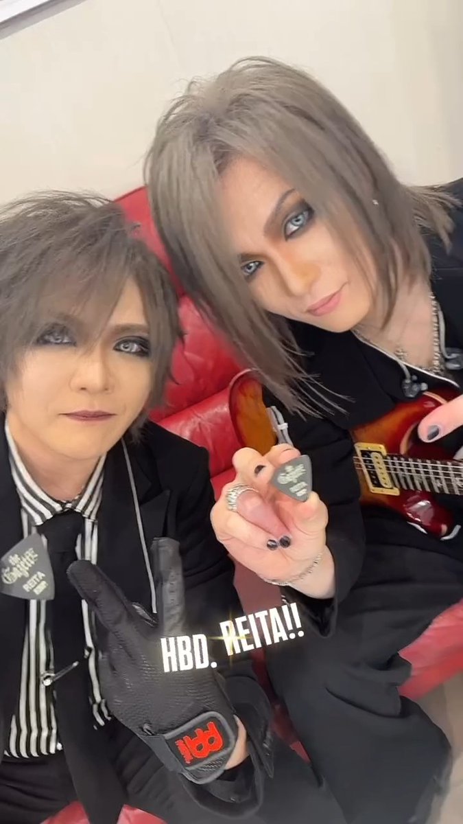 sixguns_japan's tweet photo. #theGazettE
#sixguns
REITAピック🎸 https://t.co/rZhVj7DHIM