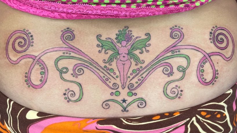 notcishet's tweet image. locked n #loaded