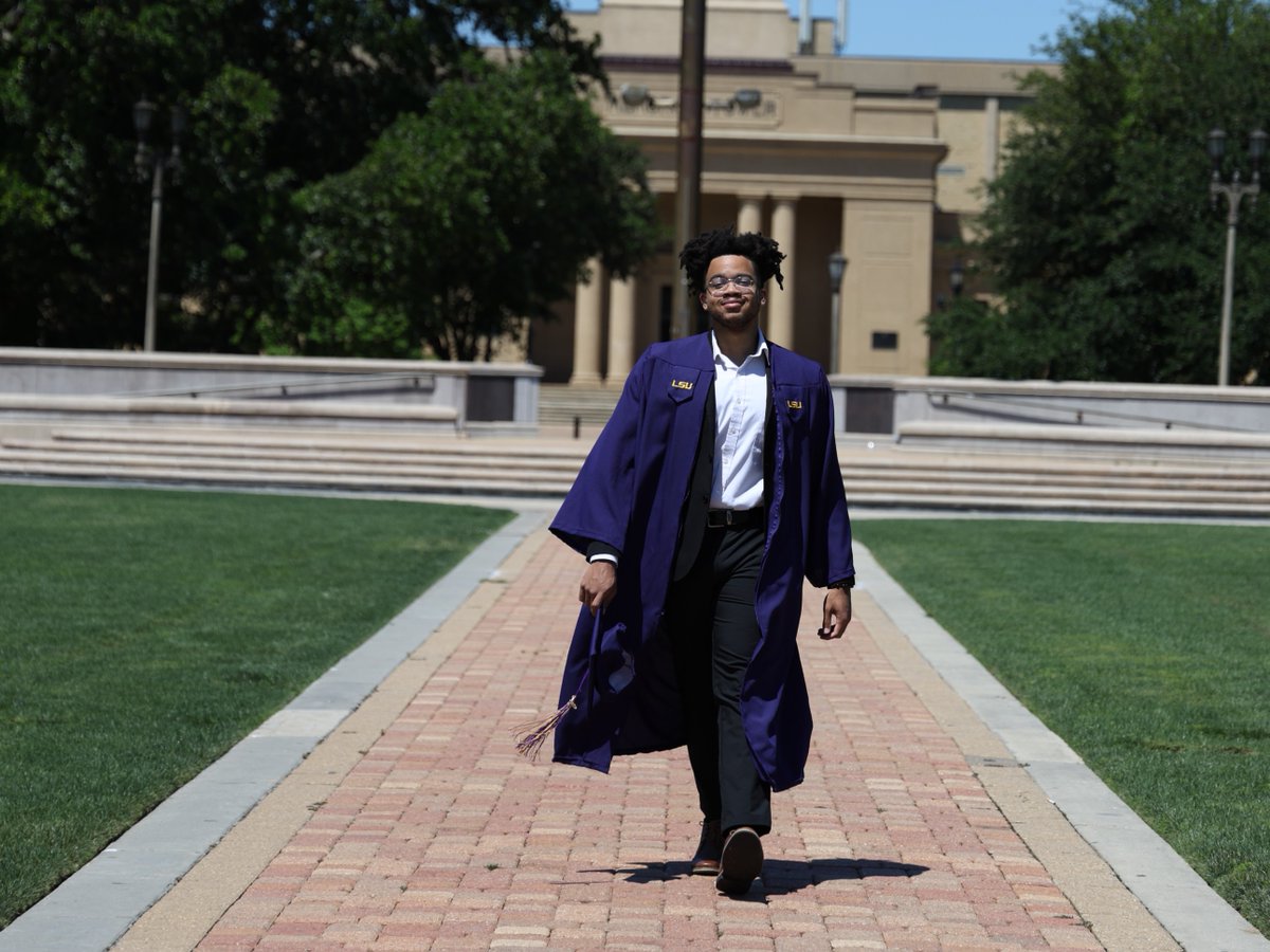 thinkjcw's tweet photo. We’re celebrating two team members for hitting major milestones. 🎓 Jermaine, our photo + video creative, just graduated from LSU, and Annsley, our content manager, wrapped up her time at U-High. We’re proud to have them both on the JCW team and even prouder to watch them grow! https://t.co/bhOtF7HhSq