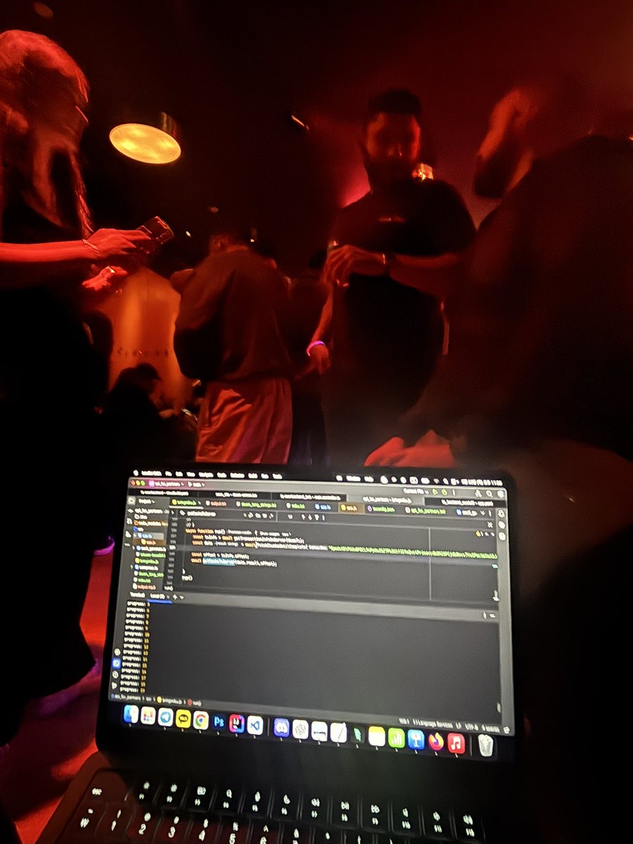 kmxnci's tweet image. This is the vibe coding