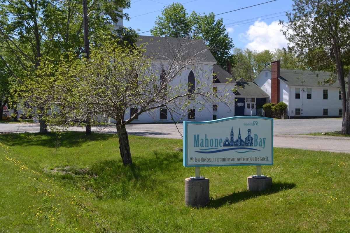 Small Town Canada tweet media