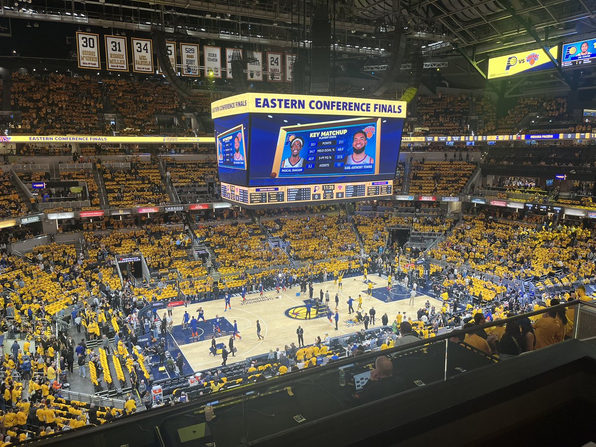 About 15 min to tip-off.. Aaron Nesmith is good to go and is in the starting lineup #YesCers