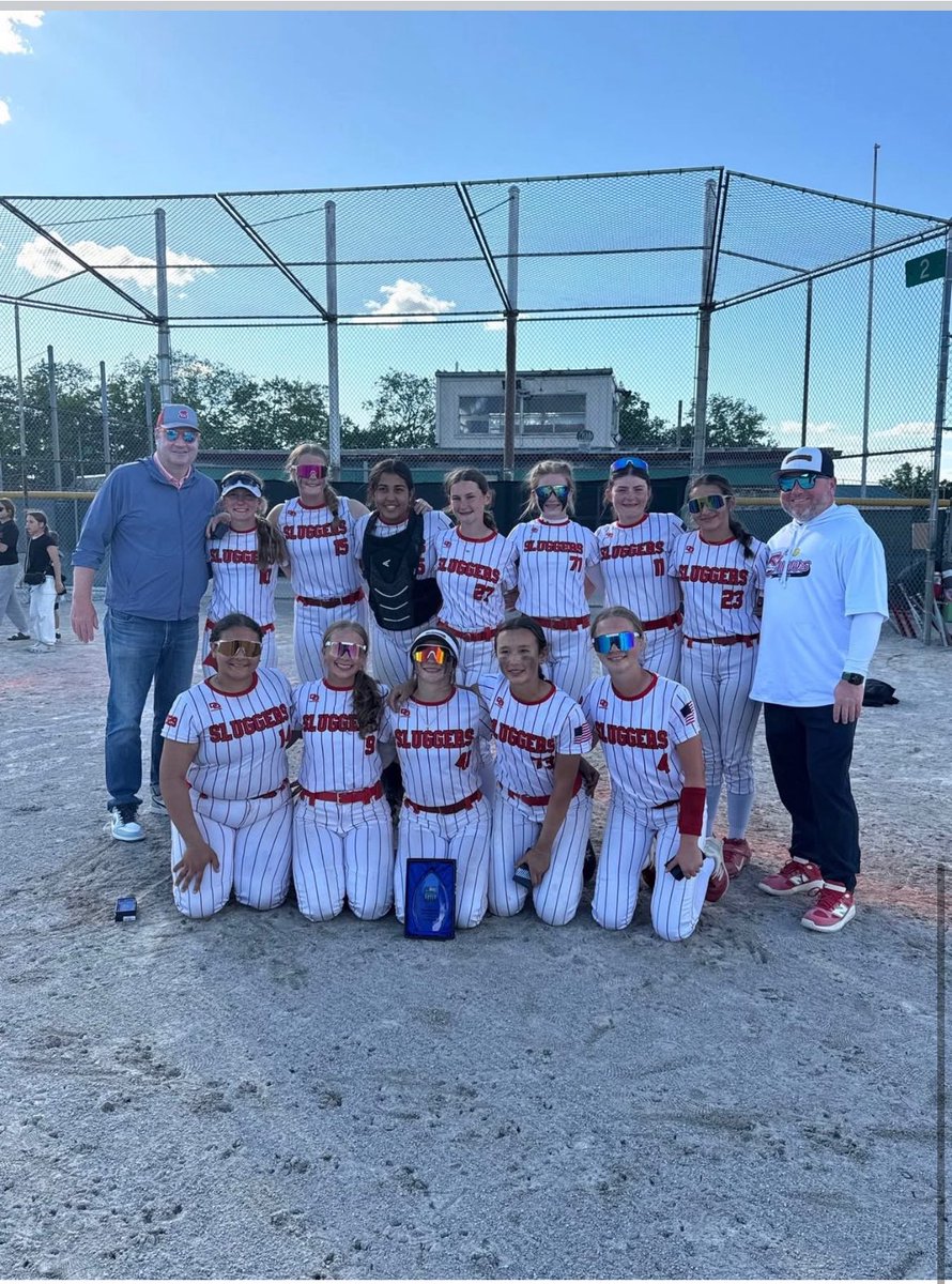 Riley DeVoss tweet media