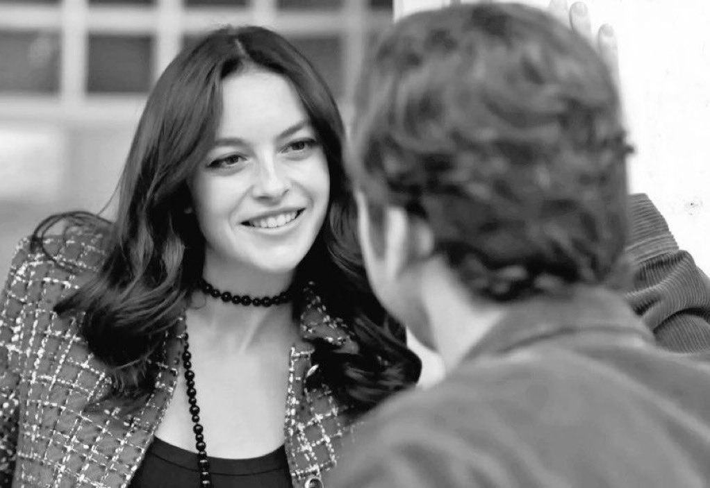 #بوح_آخر_الليل 
خاطبوا القلوب برفق فالكلمات الجميلة 
نهر يداوي ظمأ القلوب..!!❤️