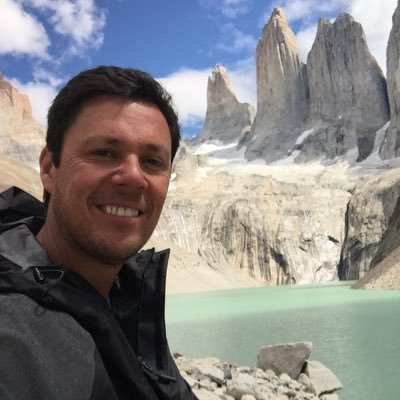 el metro funcionando como el pico...

el gerente corporativo con licencia médica: