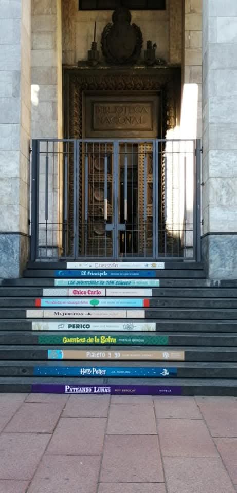 Si votabas a la derecha se iba a terminar el carnaval y la cultura...

Pero votaste a la izquierda y apenas llegó al poder cerró la #BibliotecaNacional.

Si hubiera sido la derecha, hoy había calles cortadas, marchas y cadena nacional por el "ATAQUE A LA CULTURA".
En cambio... 🤐