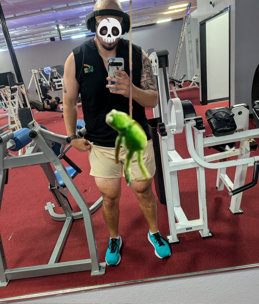 Me and Kermit feeling about the same after leg day